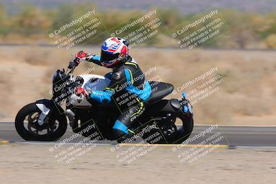 media/Oct-09-2022-SoCal Trackdays (Sun) [[95640aeeb6]]/Turn 15 Inside Distant Pans (1145am)/